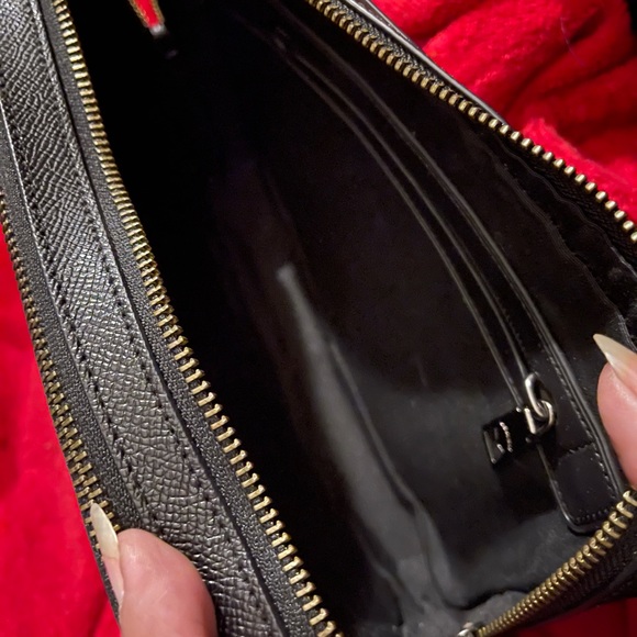 COACH bag/wristlet - Picture 5 of 10